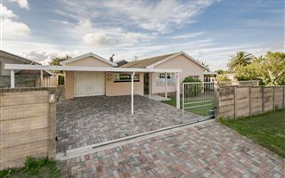 4 Bedroom House in Morningside