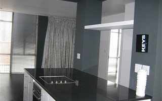 2 Bedroom Flat in Newtown