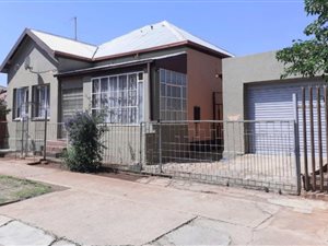3 Bed House in Burgershoop