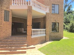 5 Bed House in Bryanston East