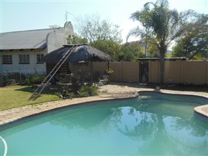 12 ha Farm in Kroondal