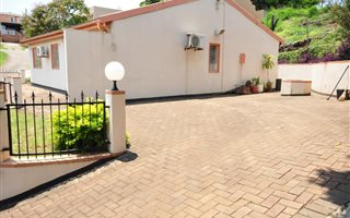 3 Bedroom House in Greenbury