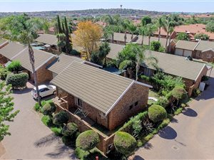 2 Bed Simplex in Highveld