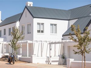 3 Bed House in Koelenhof