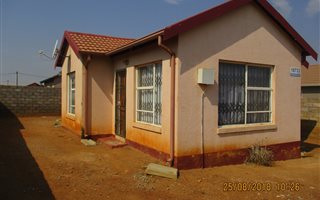 3 Bedroom House in Bram Fisherville