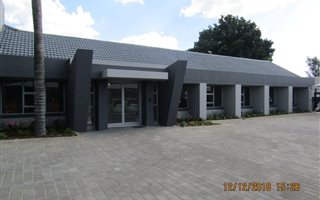 155 m² Commercial space in Brackenhurst