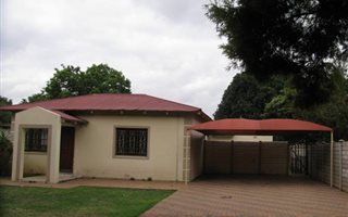 2 Bedroom House in Erasmus