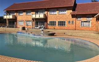 1 Bedroom Apartment in Stilfontein