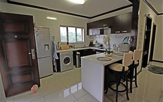 2 Bedroom Apartment in Summerset