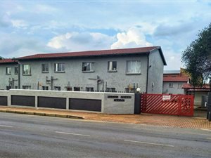 2 Bed Apartment in Kempton Park AH