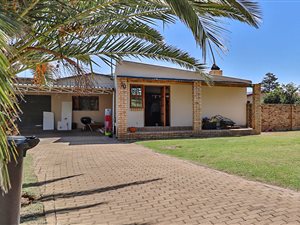 4 Bed House in Van Dyk Park