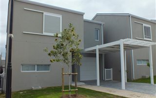 3 Bedroom Cluster in Somerset Lakes