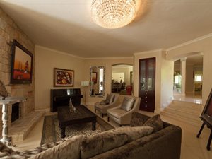 5 Bedroom House in Bishopscourt