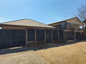 3 Bed House in Kenilworth
