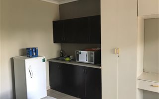 1 Bedroom Apartment in Kelvin