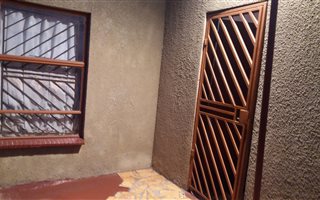 1 Bedroom House in Kwa Thema