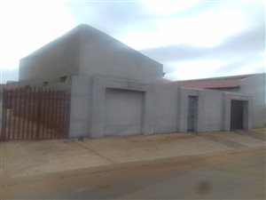 2 Bed House in Villa Liza