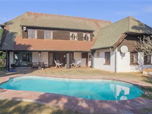 4 Bed Townhouse in Forest Hills