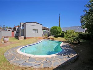 3 Bedroom House in Bordeaux