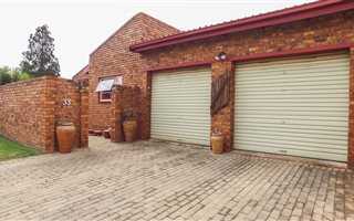 3 Bedroom Cluster in Ravenswood