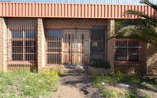 950 m² Commercial space in Ooseinde