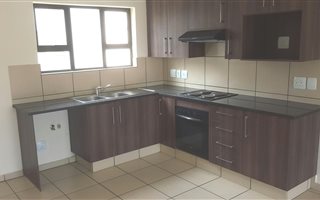 2 Bedroom Apartment in Sunninghill