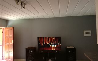 2 Bedroom Simplex in Jan Niemand Park