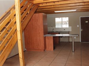 2 Bed Apartment in Kleinfontein
