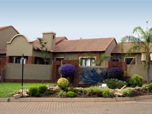3 Bed Duplex in Eco Park