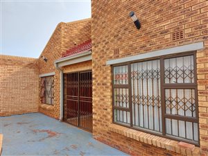 4 Bed House in Kwa Thema