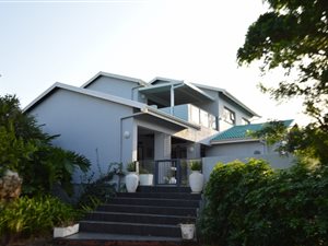 4 Bed House in Port Edward