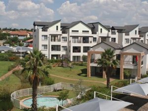 2 Bed Apartment in Dainfern