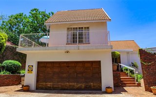 3 Bedroom House in Menlo Park