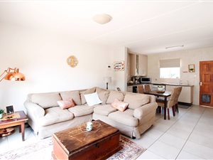 2 Bed Townhouse in Bellairspark