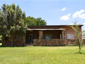 193 ha Farm in Alma