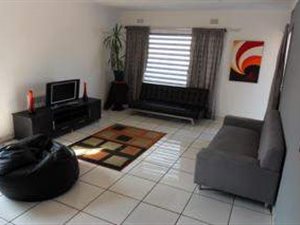 2 Bed Townhouse in Alberton