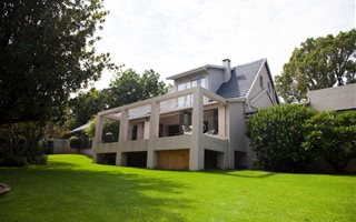 4 Bedroom House in Linden