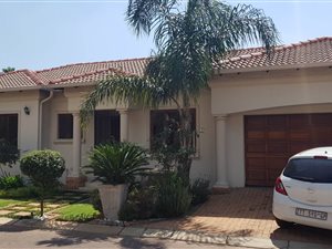 3 Bed Townhouse in Bartlett