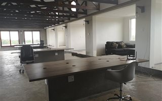 170 m² Commercial space in Percelia Estate
