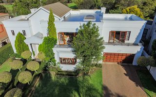 4 Bedroom House in Centurion Golf Estate
