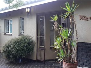 3 Bed House in Golf Park