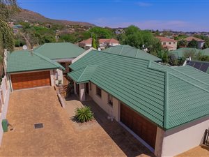 3 Bed House in Featherbrooke Estate