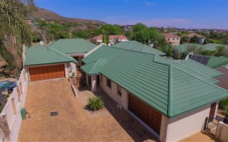 3 Bedroom House in Featherbrooke Estate