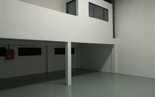 200 m² Commercial space in Springfield Park