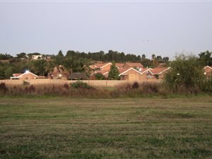 2 Bed Apartment in Hennopspark