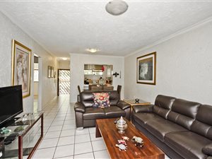 2 Bed Townhouse in Corlett Gardens