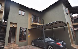3 Bedroom Townhouse in Sonheuwel