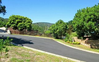 608 m² Land available in Glentana