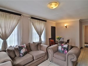 3 Bed House in Bromhof