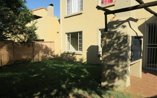 2 Bedroom Townhouse in Willow Park Manor
